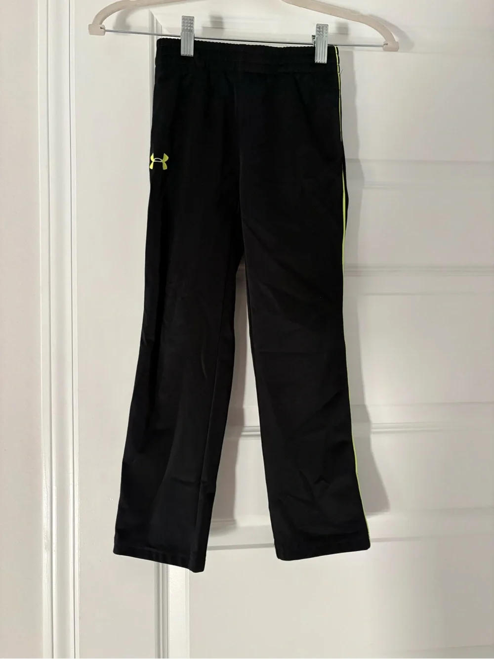 Under Armour Kids Black Joggers with Neon Yellow Trim, size 6